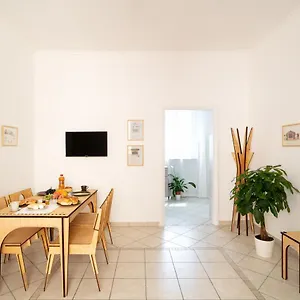 Le Tre Regine Apartment